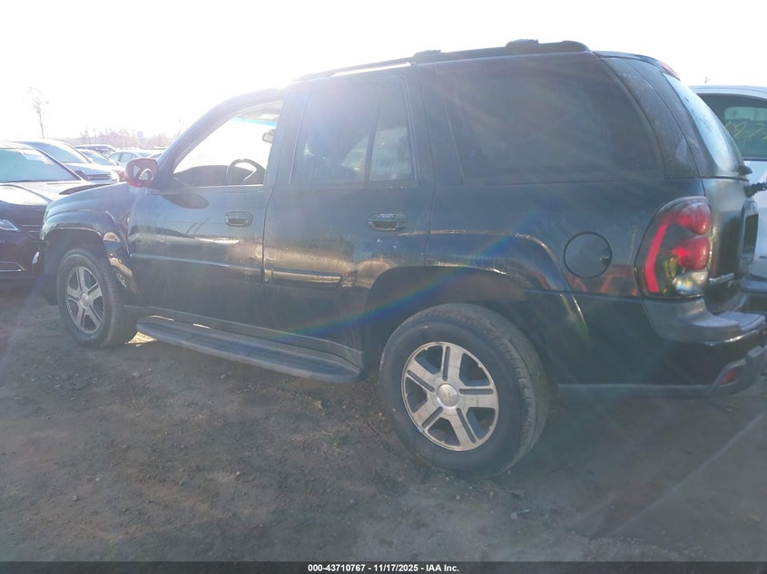 2005 Chevrolet Trailblazer Lt VIN: 1GNDT13S252383633 Lot: 43710767