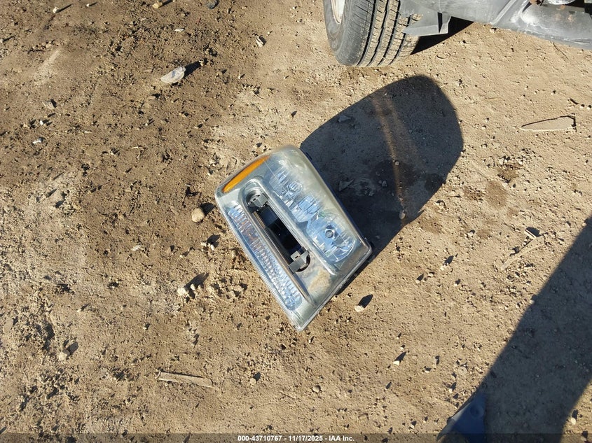 2005 Chevrolet Trailblazer Lt VIN: 1GNDT13S252383633 Lot: 43710767