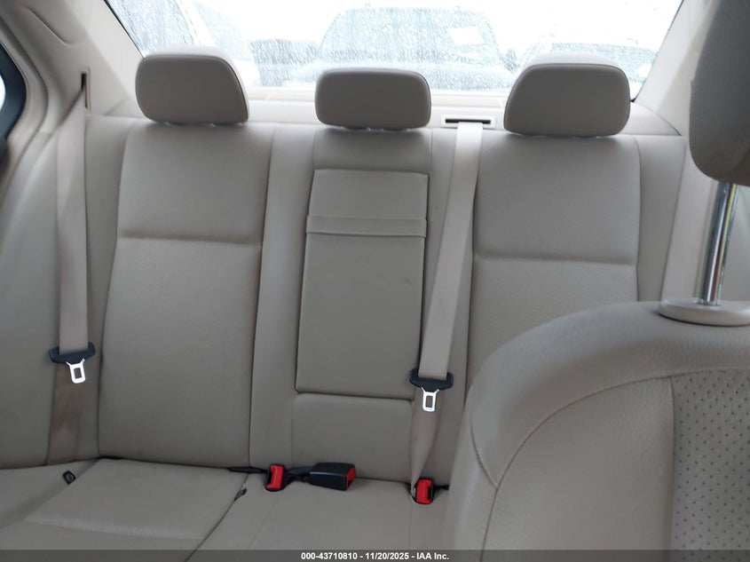 2009 Mercedes-Benz C 300 Luxury VIN: WDDGF54X29F217051 Lot: 43710810