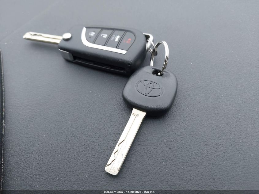 2020 Toyota Corolla Le VIN: 5YFEPRAE5LP039483 Lot: 43710837