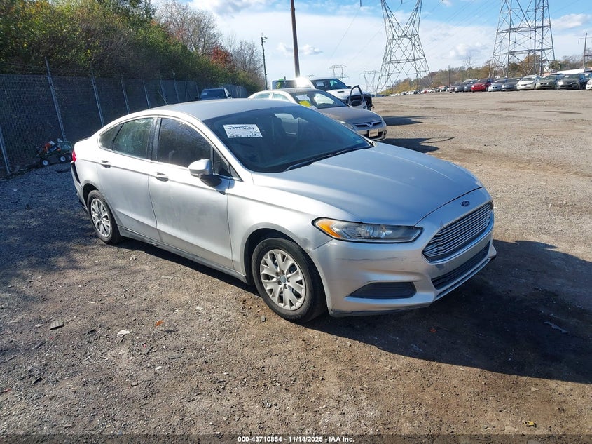 FORD FUSION S