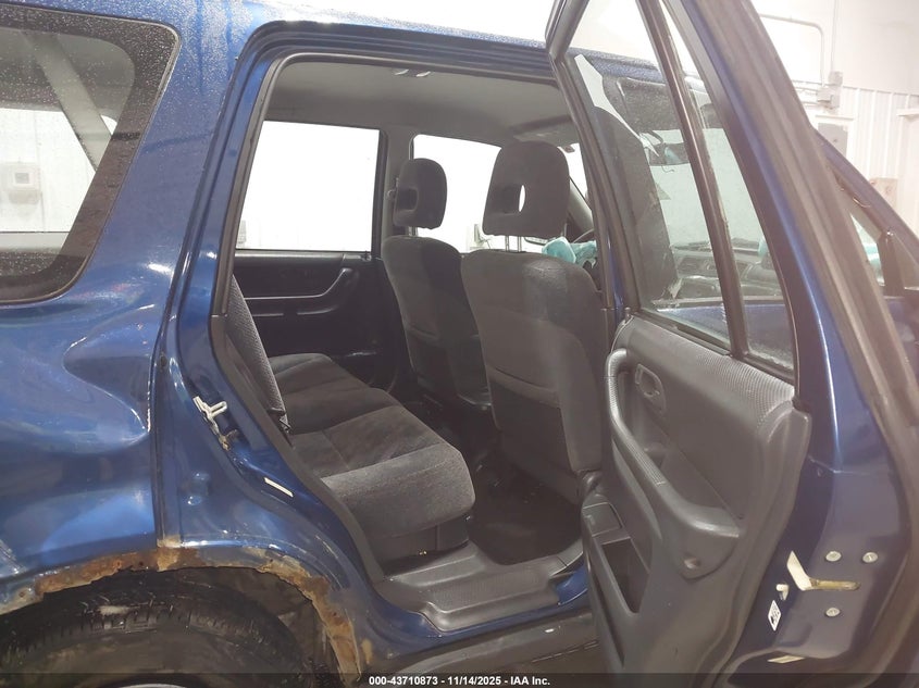 1999 Honda Cr-V Lx VIN: JHLRD1844XC045138 Lot: 43710873