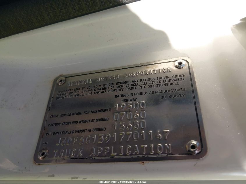 2001 GMC Wt5 VIN: J8DF5C13917701147 Lot: 43710908