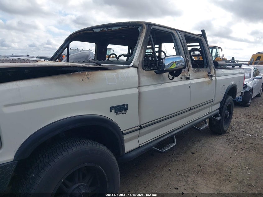 1997 Ford F-250 Xl VIN: 1FTHW26F7VEA27747 Lot: 43710951