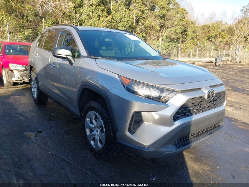 TOYOTA RAV4 LE