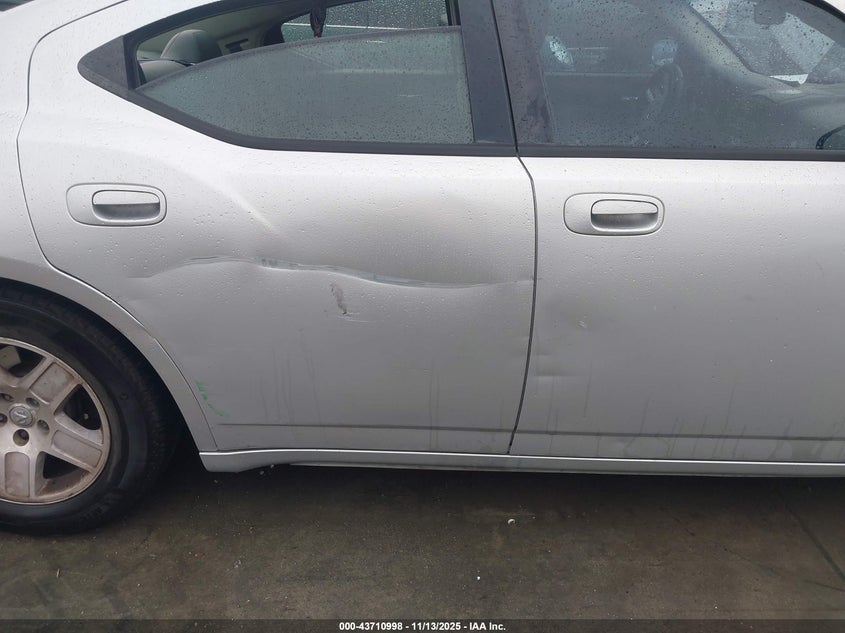 2008 Dodge Charger VIN: 2B3KA43R88H102002 Lot: 43710998