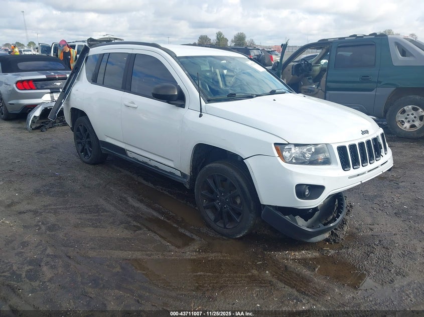 JEEP COMPASS ALTITUDE EDITION