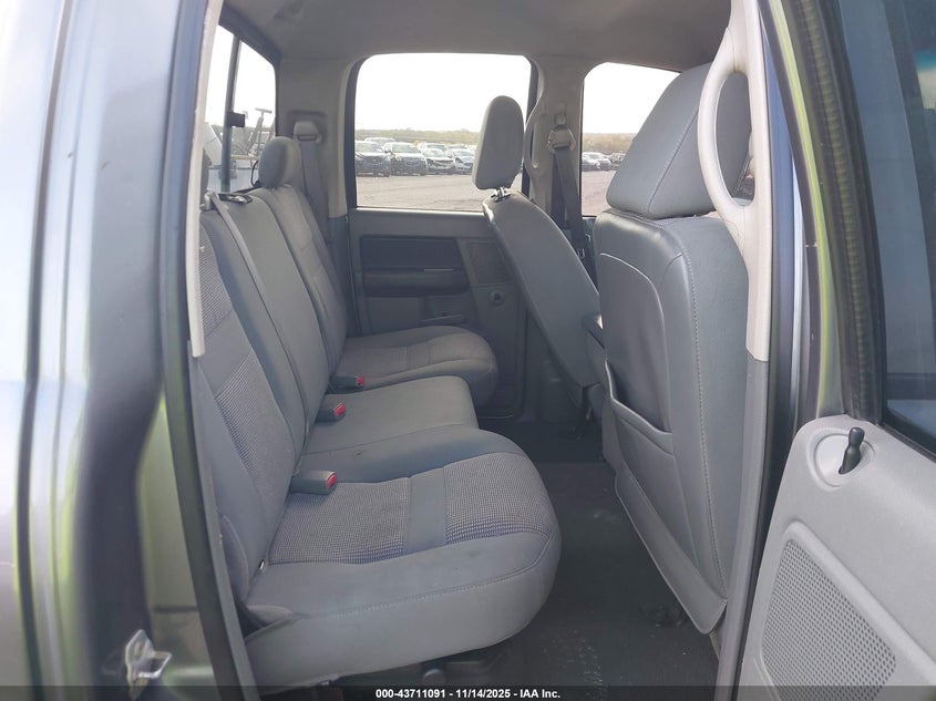 2007 Dodge Ram 1500 Slt VIN: 1D7HA18P47J570455 Lot: 43711091