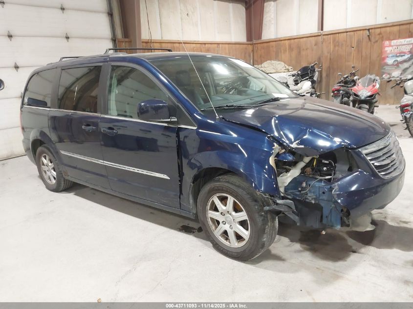 CHRYSLER TOWN & COUNTRY TOURING