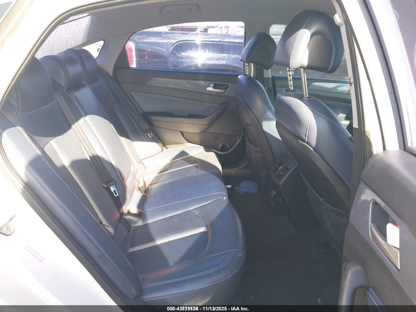 KMHE54L21HA045221 2017 HYUNDAI SONATA photo no. 8