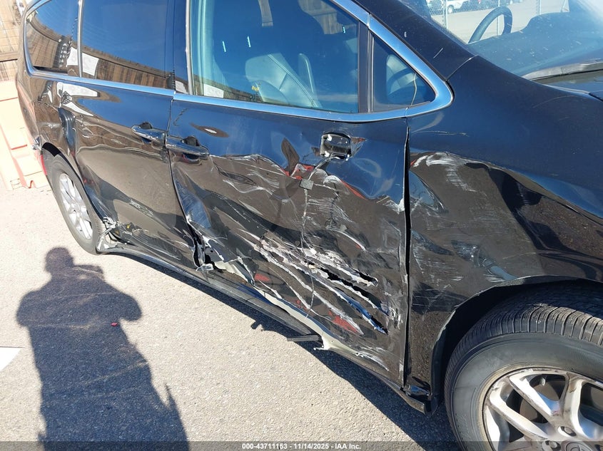 2C4RC1BG9SR612303 2025 CHRYSLER PACIFICA photo no. 6