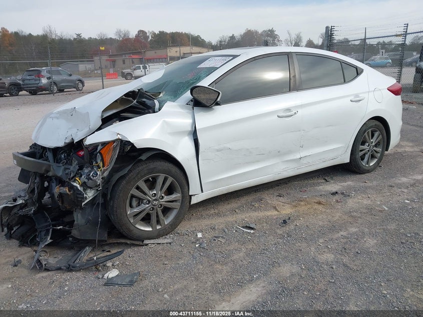 5NPD84LF3JH360062 2018 HYUNDAI ELANTRA photo no. 2