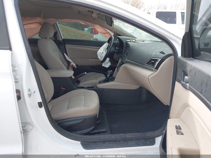 5NPD84LF3JH360062 2018 HYUNDAI ELANTRA photo no. 5