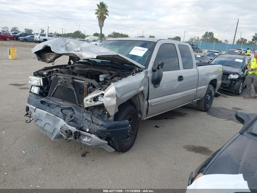 1GCEC19V94Z349970 2004 CHEVROLET SILVERADO photo no. 2