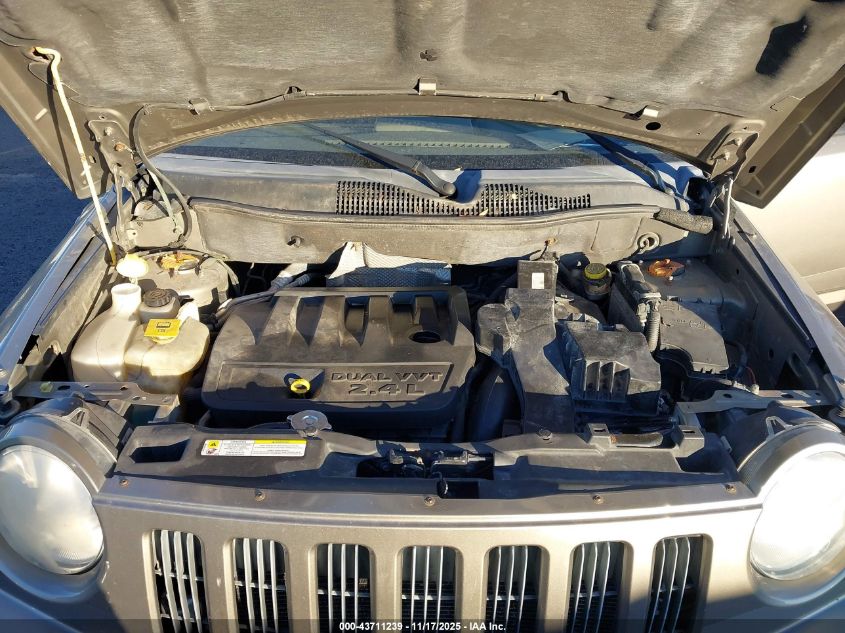 2007 Jeep Compass Sport VIN: 1J8FT47WX7D108429 Lot: 43711239