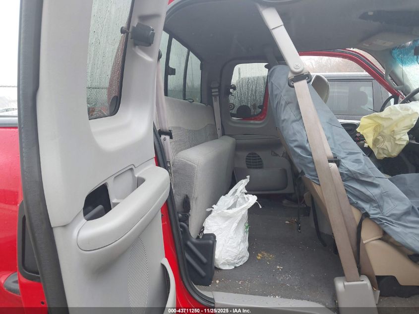 2001 Ford F-150 Lariat/Xl/Xlt VIN: 2FTRX08L11CA00813 Lot: 43711250