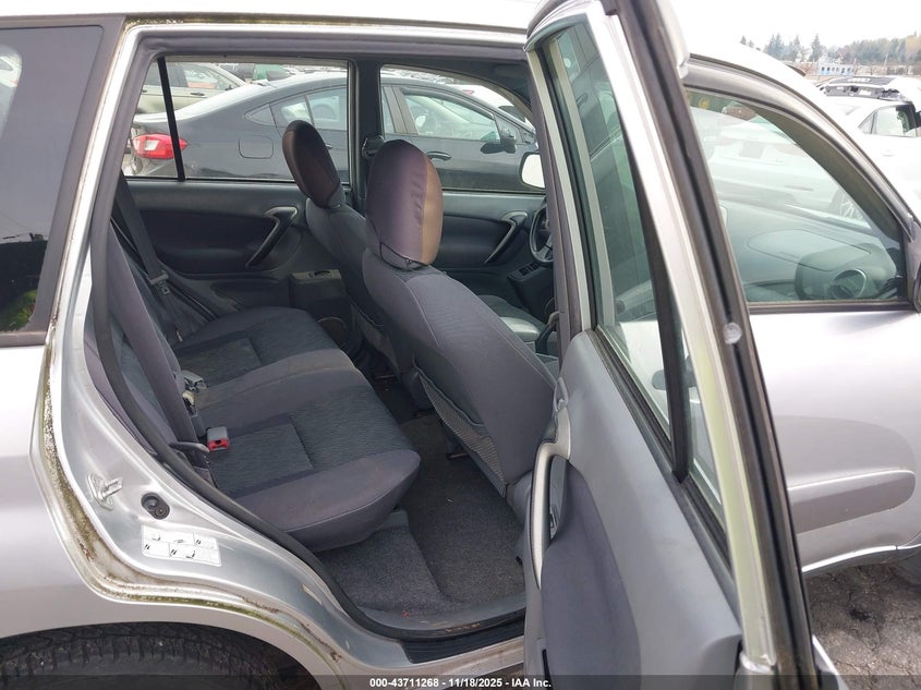 JTEHH20V726048044 2002 TOYOTA RAV 4 photo no. 8