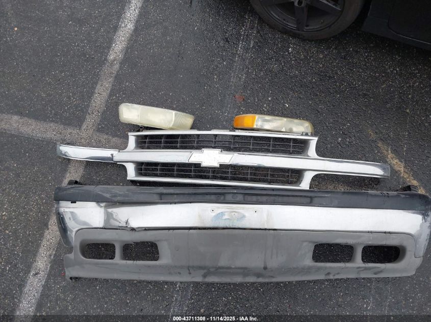 2004 Chevrolet Tahoe Ls VIN: 1GNEC13T94R215541 Lot: 43711308