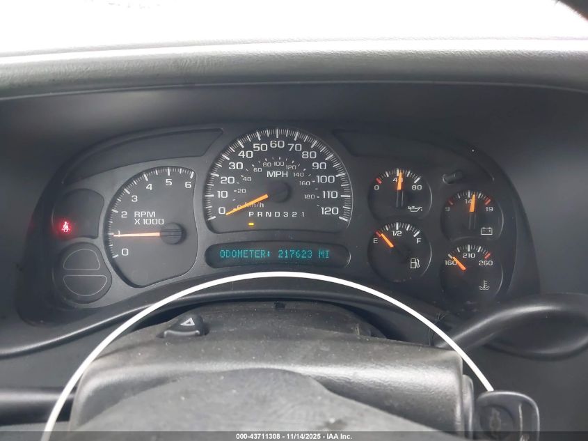 2004 Chevrolet Tahoe Ls VIN: 1GNEC13T94R215541 Lot: 43711308