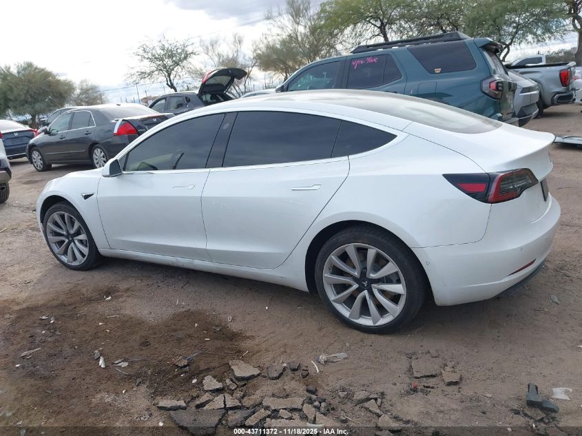 2019 Tesla Model 3 Long Range/Performance VIN: 5YJ3E1EB5KF390175 Lot: 43711372