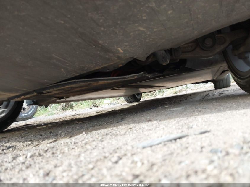 2019 Tesla Model 3 Long Range/Performance VIN: 5YJ3E1EB5KF390175 Lot: 43711372