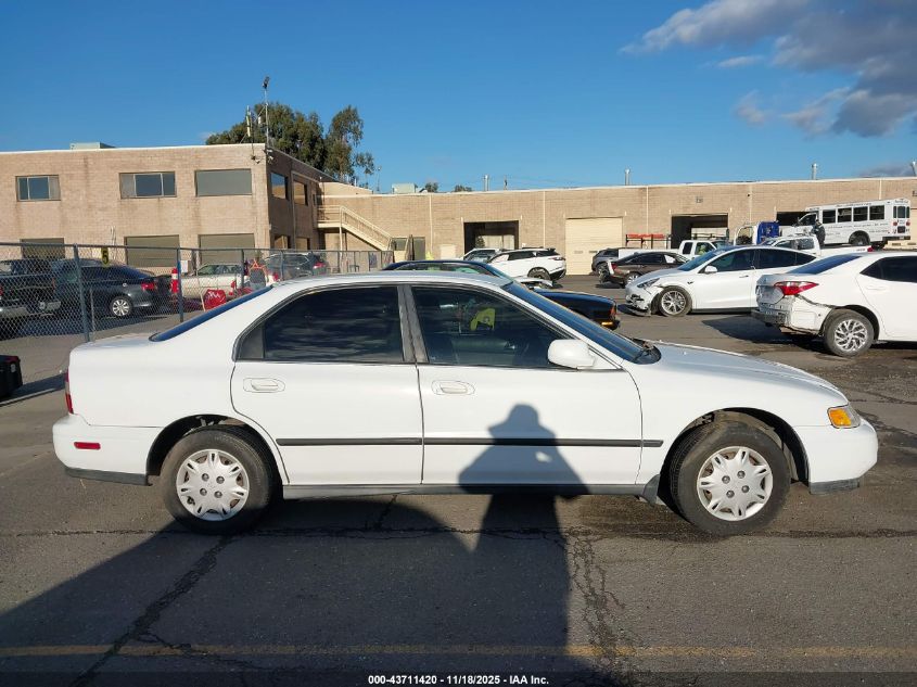 1995 Honda Accord Lx/Ex VIN: 1HGCD5636SA064655 Lot: 43711420