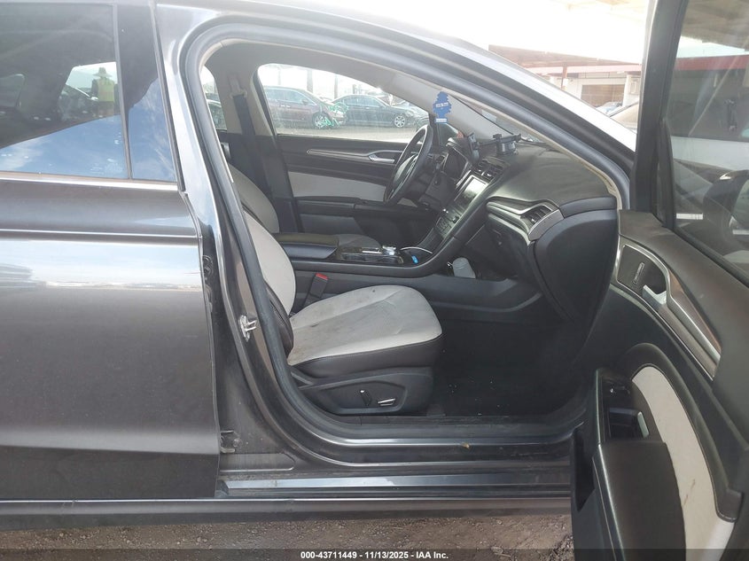 3FA6P0HD8KR201229 2019 FORD FUSION photo no. 5