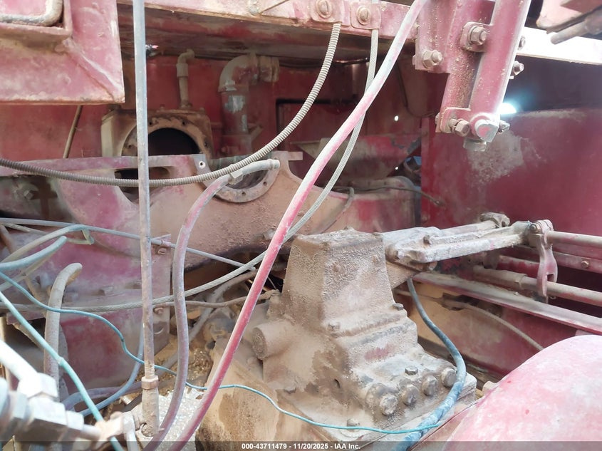 1952 AMERICAN LAFRANCE FIRETRUCK auction photo 6