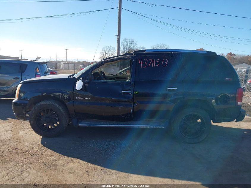 2002 Cadillac Escalade Standard VIN: 1GYEK63NX2R180560 Lot: 43711513