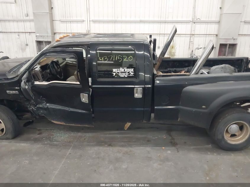 2002 Ford F-350 Lariat/Xl/Xlt VIN: 1FTWW33F02EC44621 Lot: 43711520