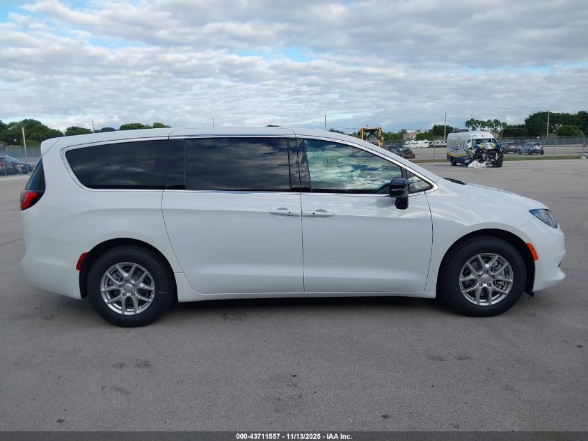 2026 Chrysler Voyager Lx VIN: 2C4RC1CG2TR189709 Lot: 43711557