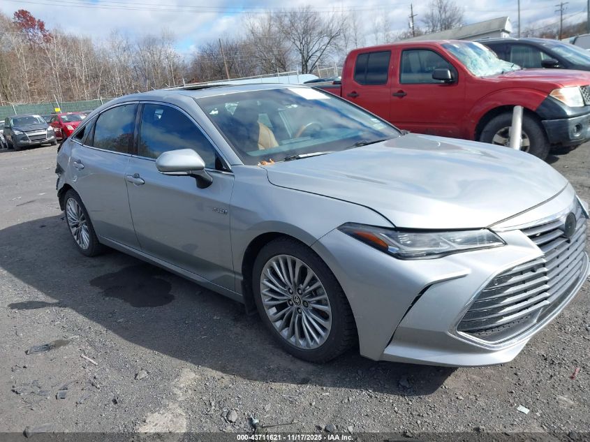 TOYOTA AVALON LIMITED HYBRID