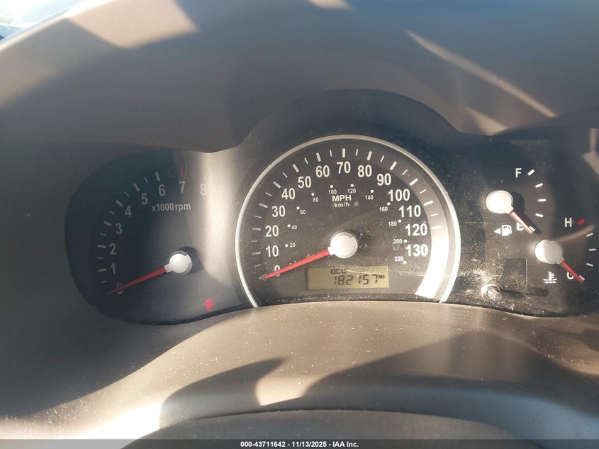 2006 Kia Sedona Ex/Lx VIN: KNDMB233366066562 Lot: 43711642