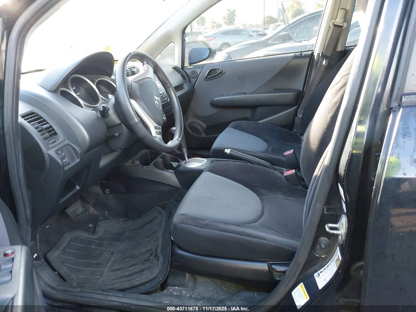 JHMGD38668S042118 2008 HONDA FIT photo no. 5