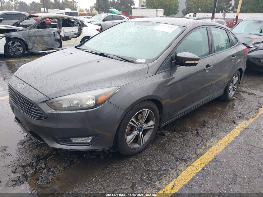 1FADP3FE8GL315418 2016 FORD FOCUS photo no. 2
