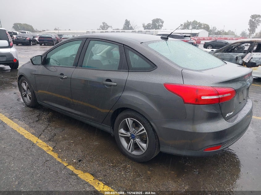 1FADP3FE8GL315418 2016 FORD FOCUS photo no. 3