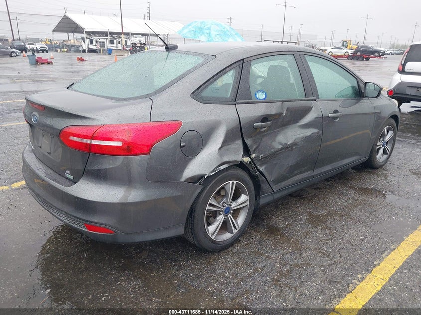 1FADP3FE8GL315418 2016 FORD FOCUS photo no. 4