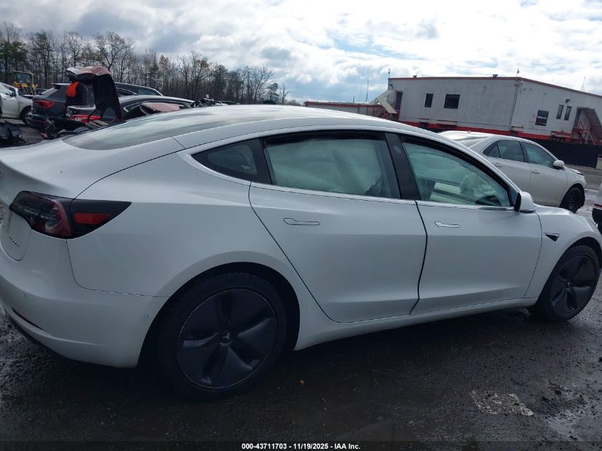 2018 Tesla Model 3 Long Range/Performance VIN: 5YJ3E1EBXJF151218 Lot: 43711703