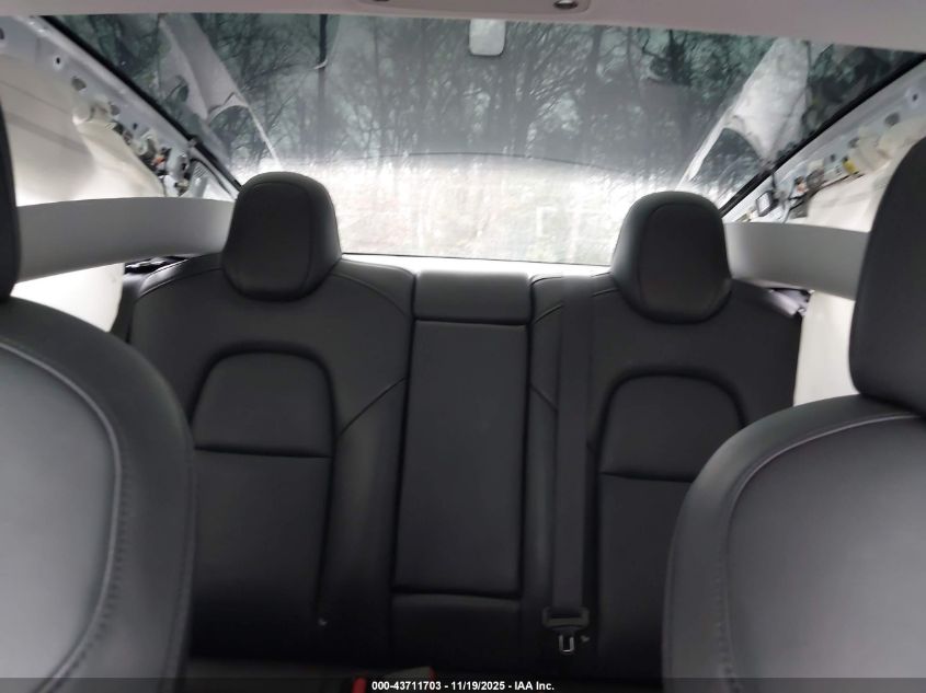 2018 Tesla Model 3 Long Range/Performance VIN: 5YJ3E1EBXJF151218 Lot: 43711703