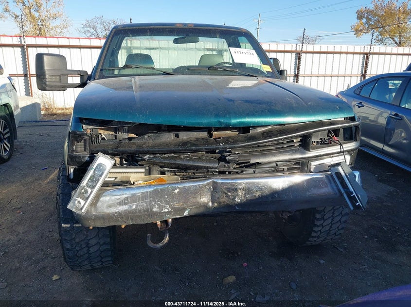 1995 Chevrolet Gmt-400 K1500 VIN: 1GCEK14HXSZ152078 Lot: 43711724
