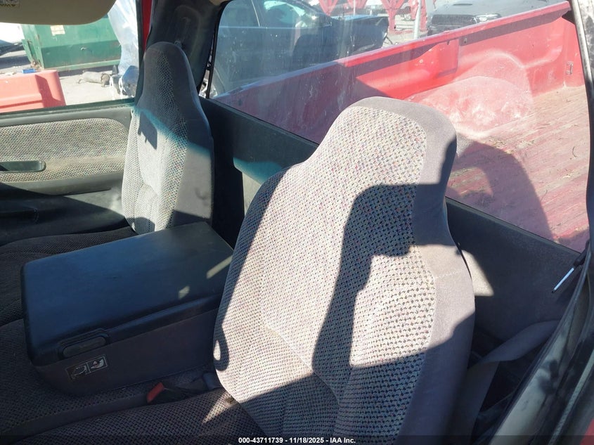 1998 Dodge Ram 1500 St VIN: 1B7HC16Y4WS762788 Lot: 43711739