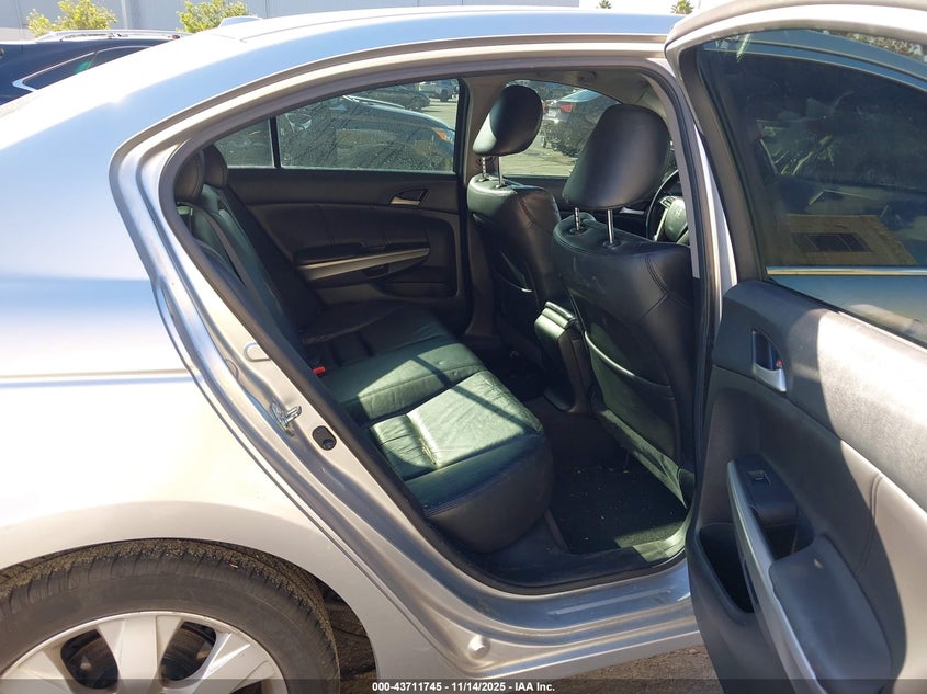 JHMCP26808C036975 2008 HONDA ACCORD photo no. 8