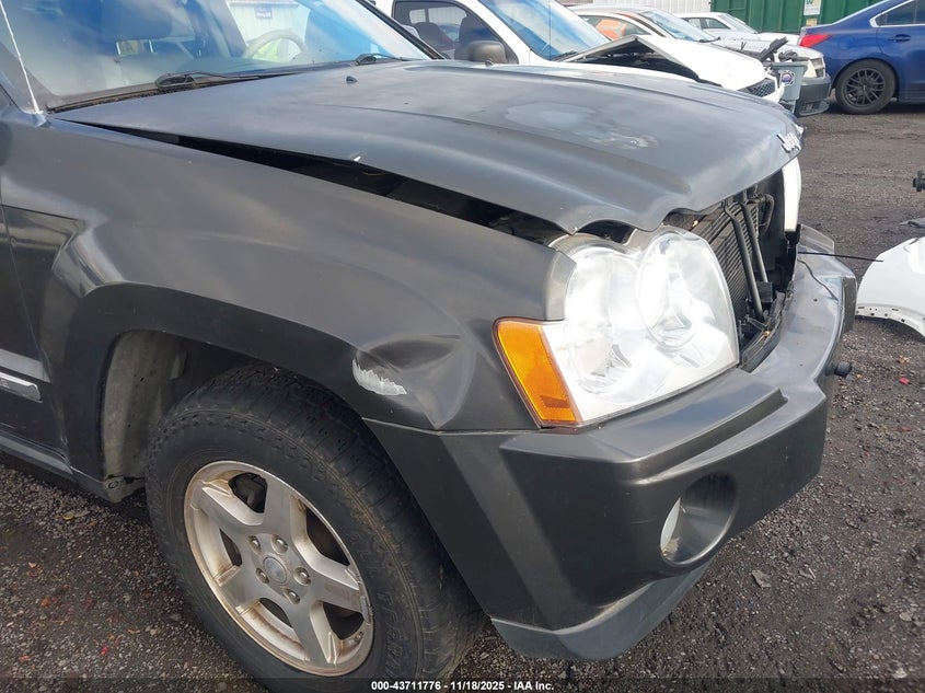 2005 Jeep Grand Cherokee Limited VIN: 1J4HR58215C613708 Lot: 43711776