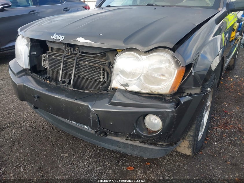 2005 Jeep Grand Cherokee Limited VIN: 1J4HR58215C613708 Lot: 43711776