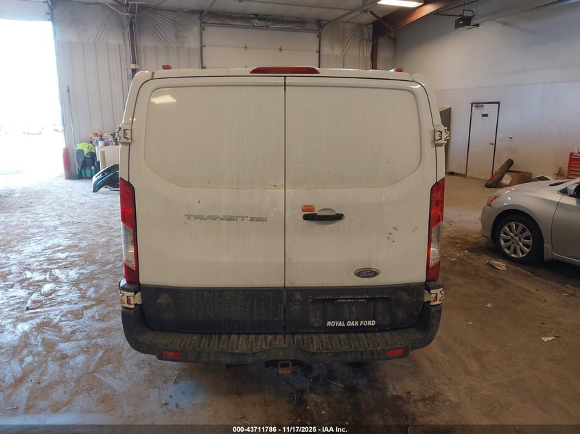 2017 Ford Transit-250 VIN: 1FTYR2ZM3HKB56625 Lot: 43711786