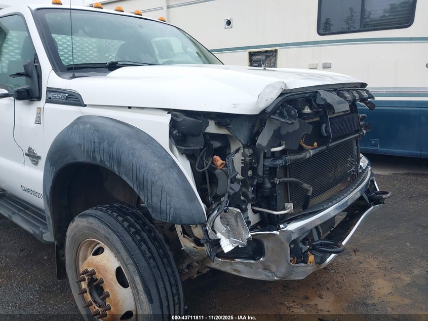 2015 Ford F-550 Chassis Xl VIN: 1FDUF5GT8FEC02315 Lot: 43711811