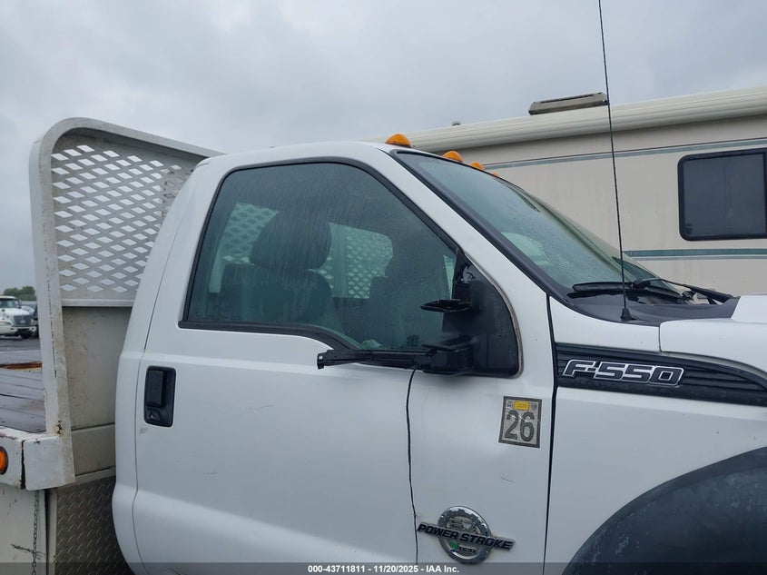2015 Ford F-550 Chassis Xl VIN: 1FDUF5GT8FEC02315 Lot: 43711811