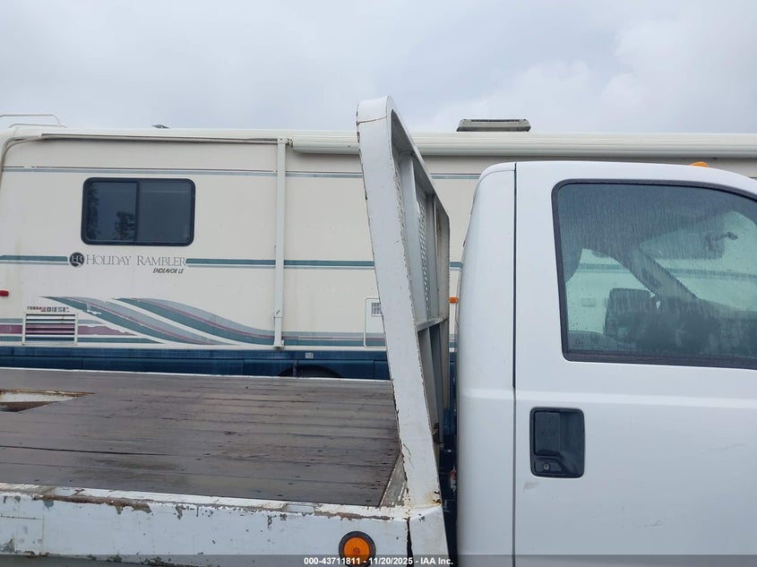 2015 Ford F-550 Chassis Xl VIN: 1FDUF5GT8FEC02315 Lot: 43711811