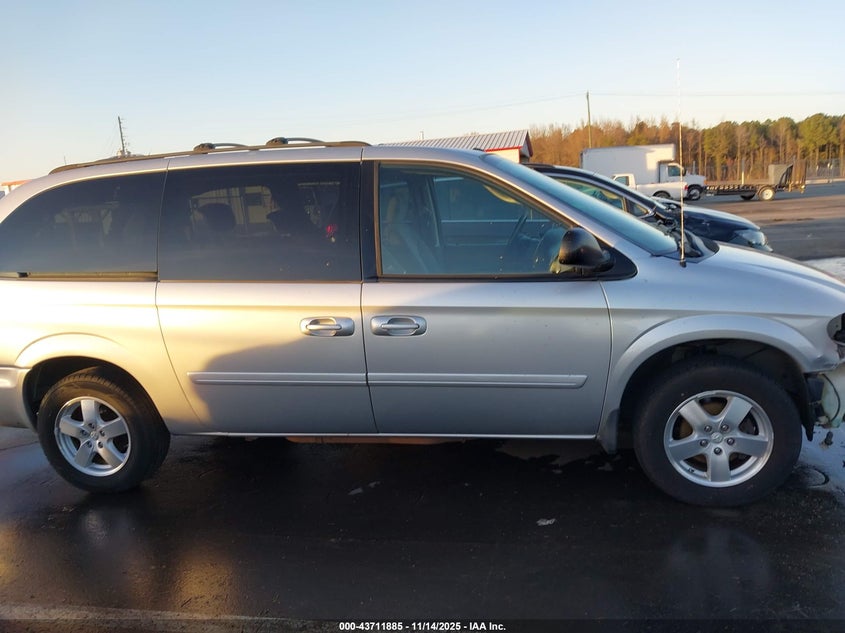 2007 Dodge Grand Caravan Sxt VIN: 2D4GP44L67R320948 Lot: 43711885
