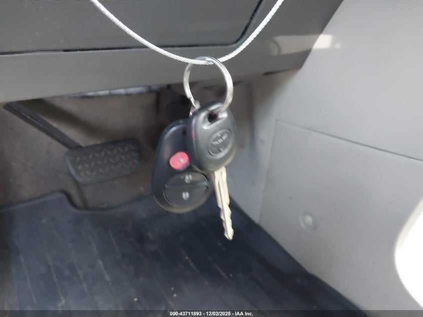 5TDZZ3DC2KS988501 2019 TOYOTA SIENNA photo no. 11